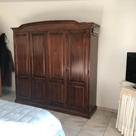 Affittacamere Casa Francesca Quartu SantʼElena
